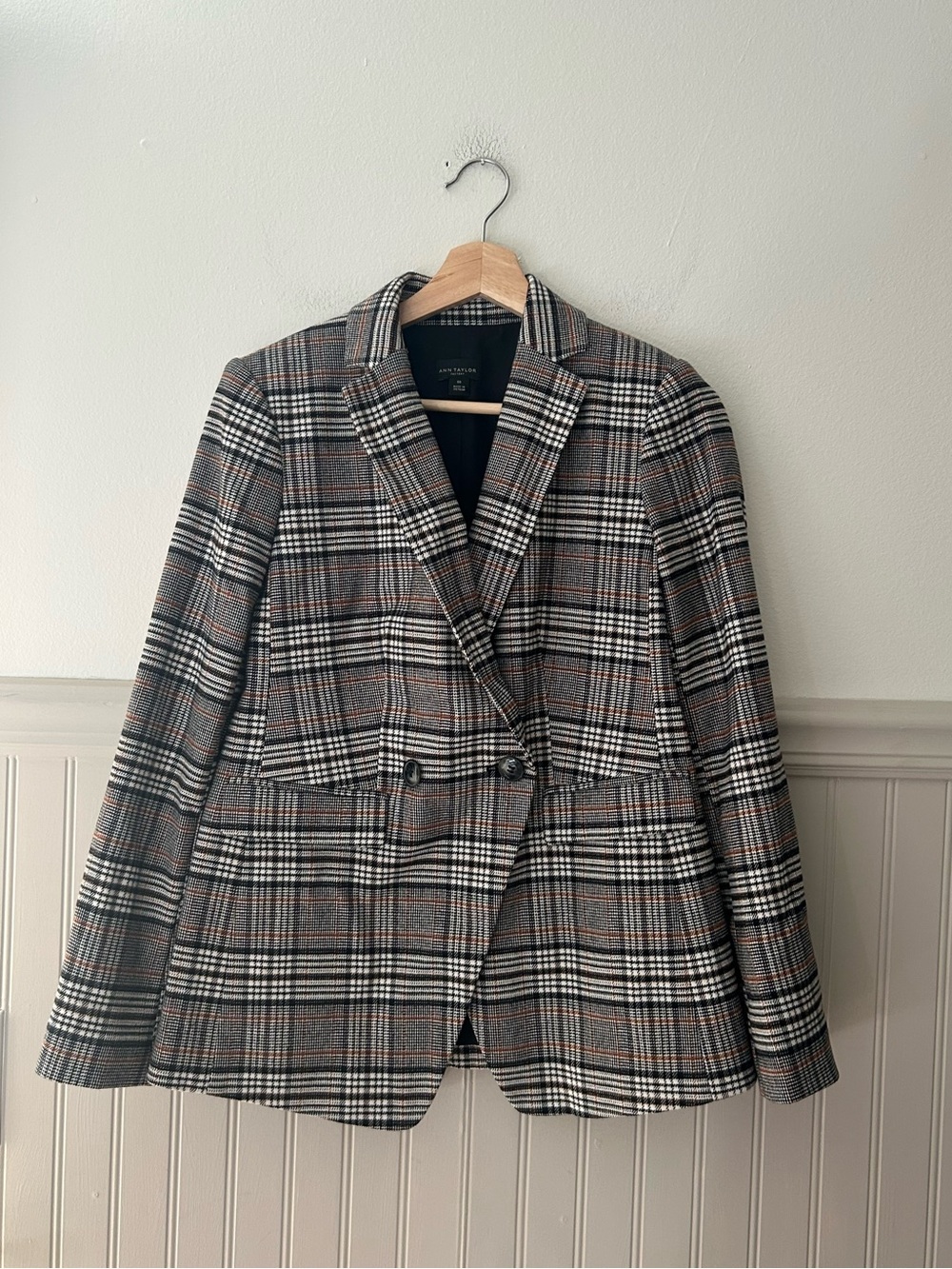 Ann Taylor Size 00 Plaid Double-Breasted Blazer in Black, Gray & Brown